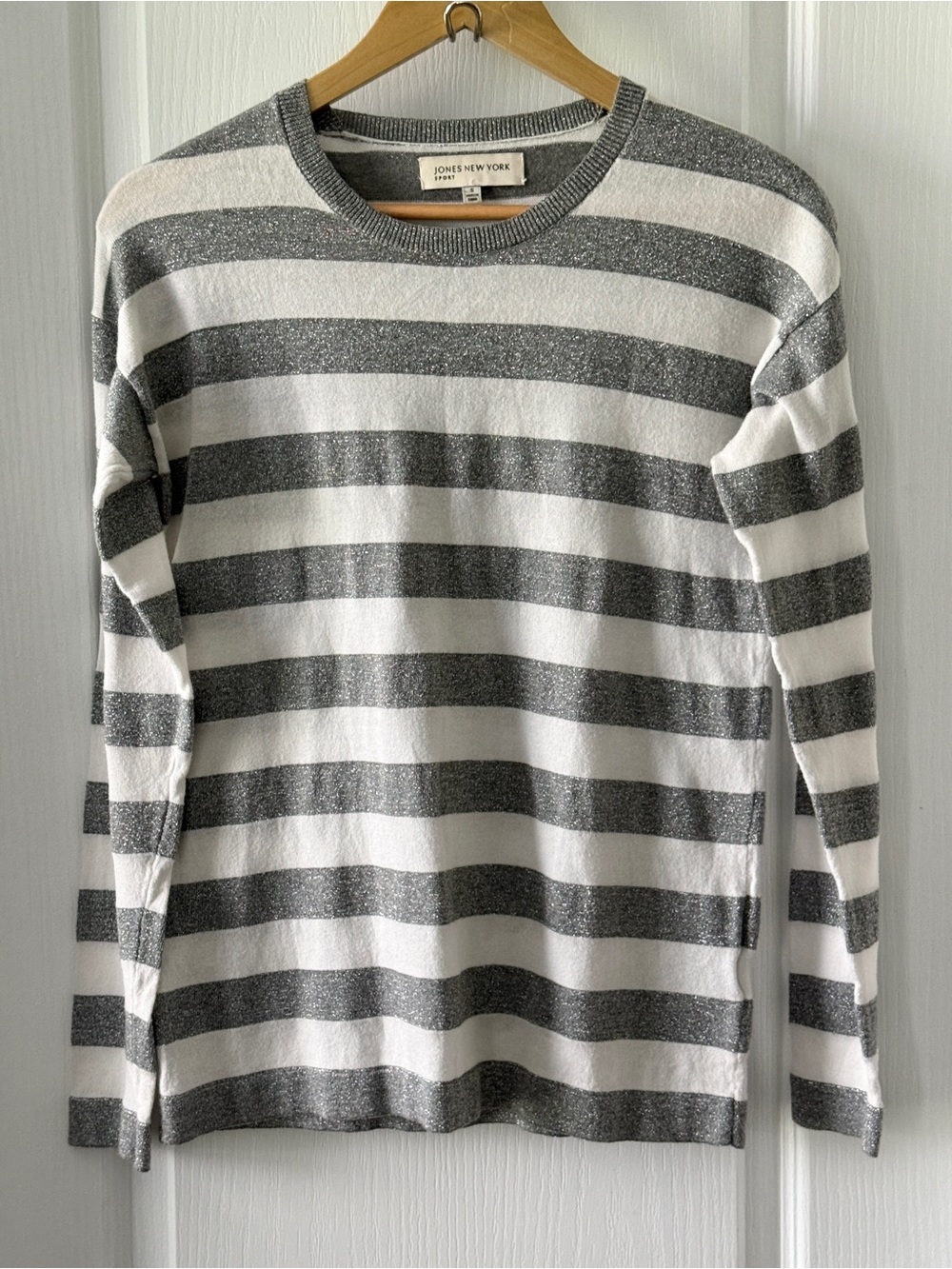 Jones New York Sport Women's Gray & White Striped Long Sleeve Knit Top Size S